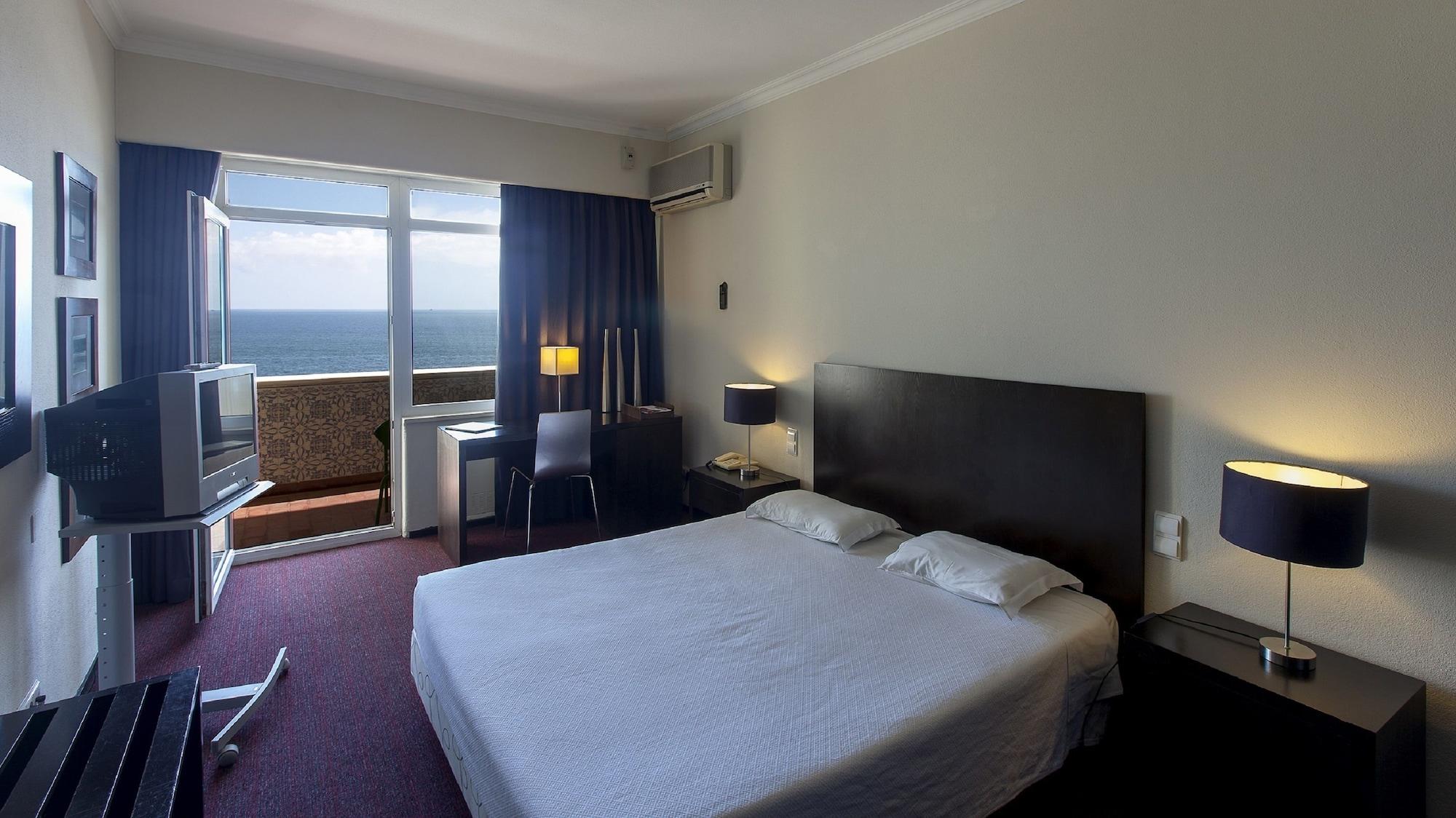 Carcavelos Beach Hotel Exterior photo